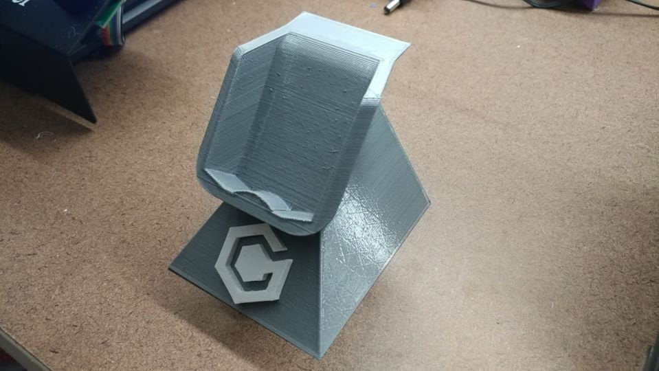 Nintendo GameCube Wavebird Controller Stand