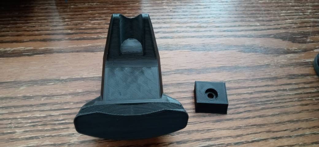 Xbox (OG) Duke Controller Wall Mount