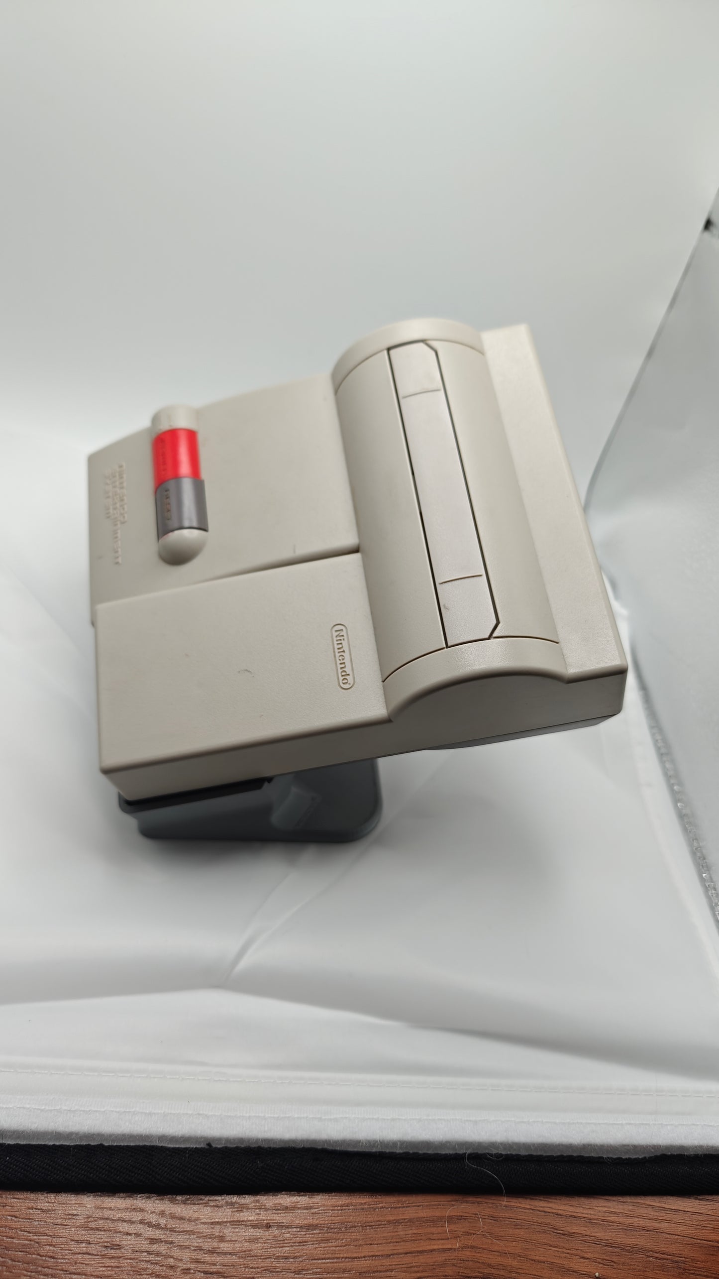 Nintendo Top Loader Dunk Stand (NES-101)