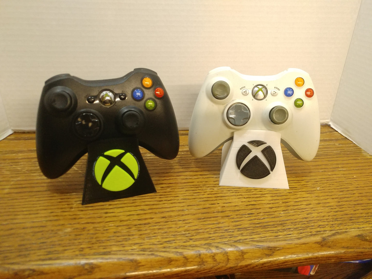 Xbox 360 (XB360) Controller Stand