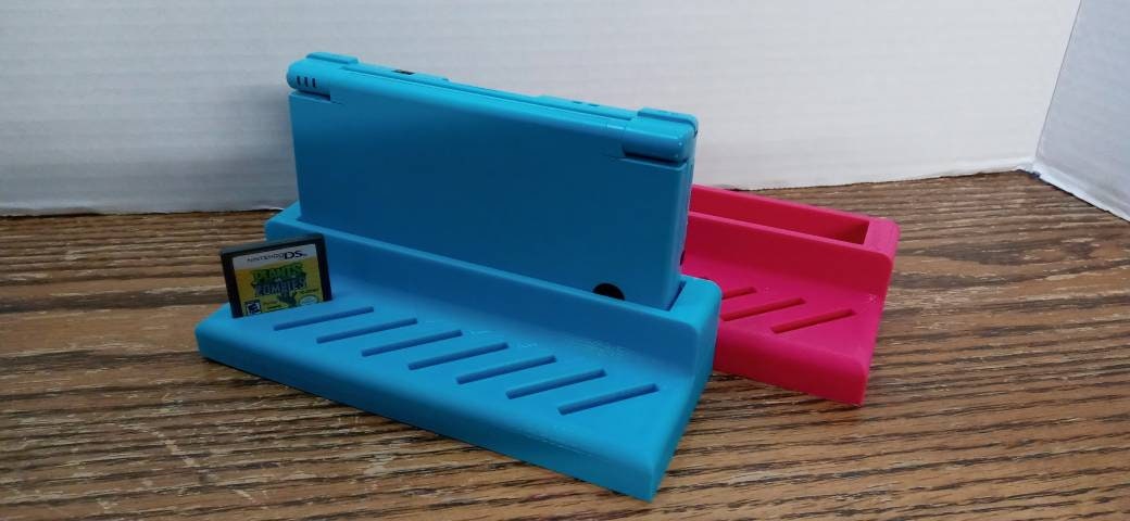 Nintendo DSi Vertical Stand w/ 8 Game Cartridge Holder.